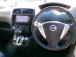 毎回座るフロントシート。運転席は必ず使用する部分ですので、座り心地が重要です!