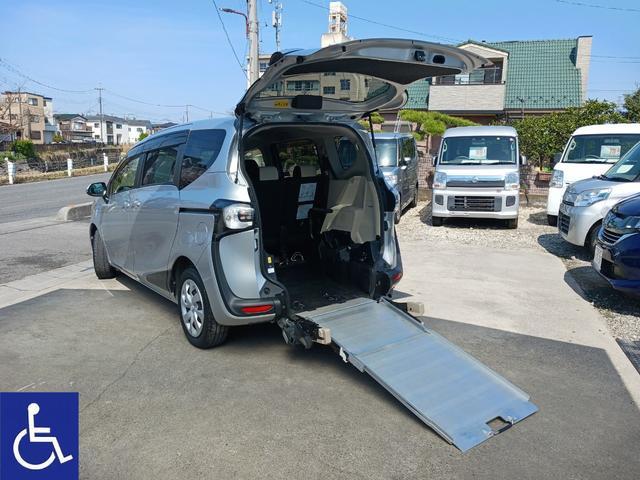 福祉車 車いす仕様タイプ1 左PSD 法人1オーナー 福祉車両 車いす仕様タイプ1 後部座席付...