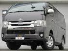 令和2年2月初年度登録の4WD・グレーのハイエースバン(ディーゼル)が入庫いたしました。お気軽...