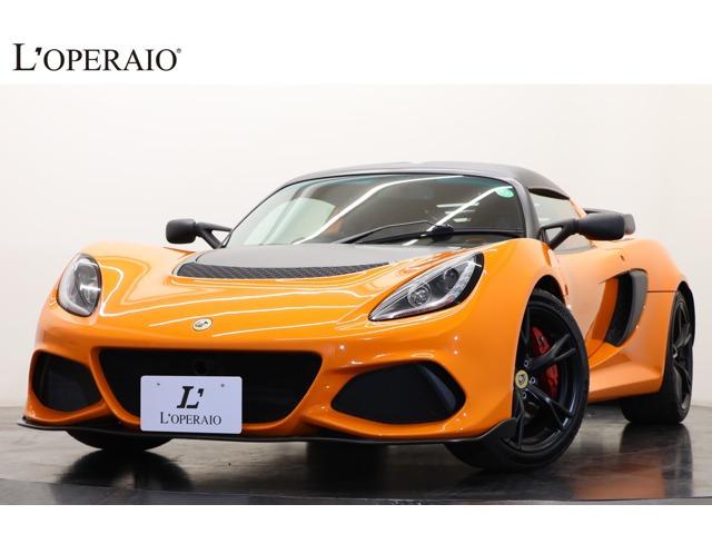 車両重量は1125kgと軽量化に拘り、パフォーマンスを極 限まで高めたスーパースポーツカーです...