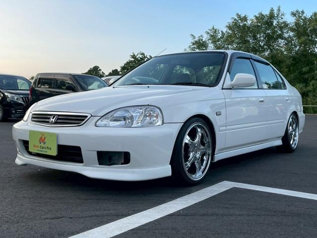 数ある中より当店のお車をご覧頂き誠にありがとうございます。この度業販サイトオートサーバーより加...