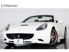 本モデルは、従来のカリフォルニアから30kgの軽量化と30馬力の出力向上(合計490ps)が施...