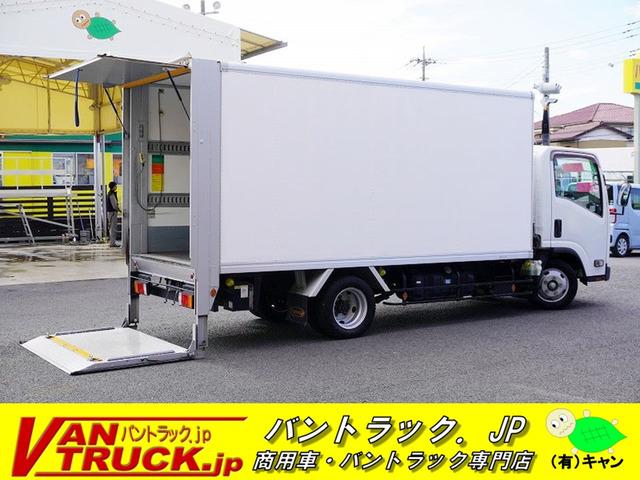 当店の在庫をご覧き有難うございます。当社はバン・トラックの専門店です。専門知識を活かし、丁寧な...
