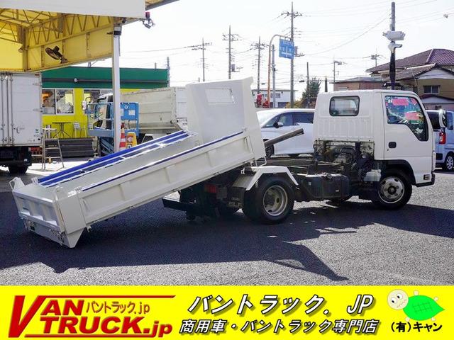 当店の在庫をご覧き有難うございます。当社はバン・トラックの専門店です。専門知識を活かし、丁寧な...